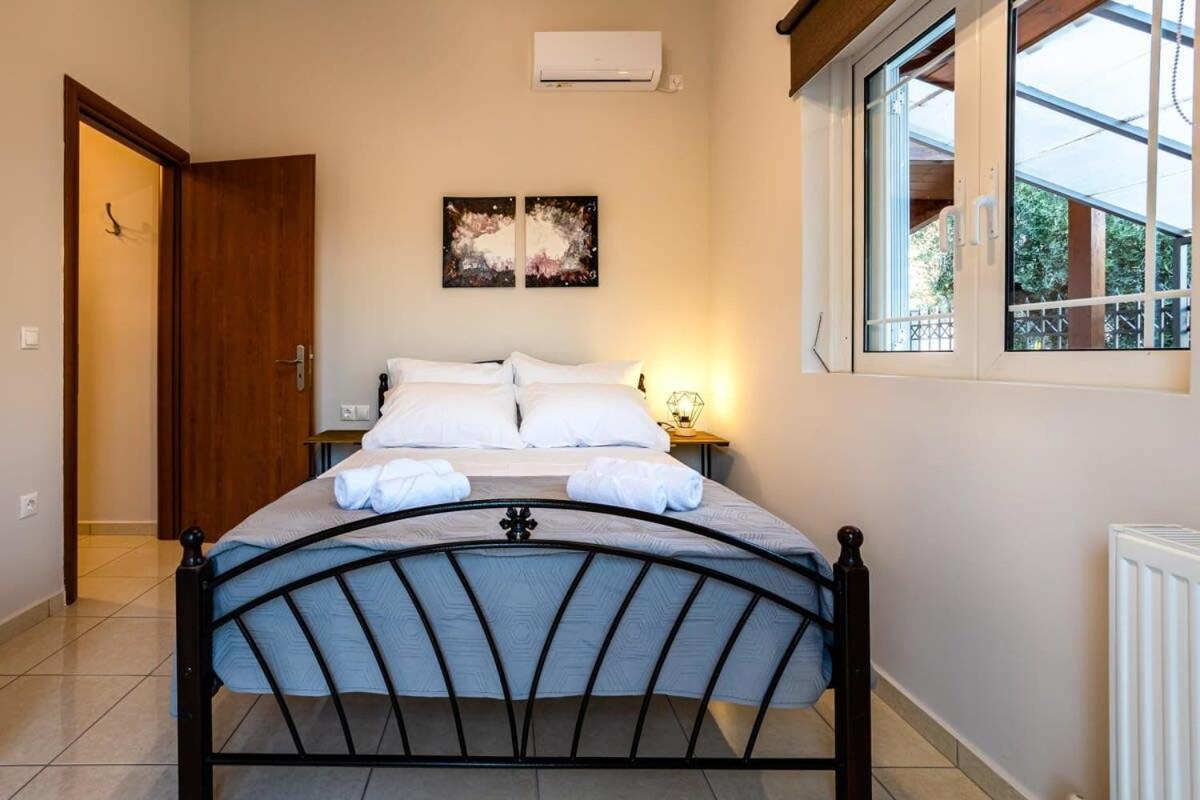 Filiatra Downtown Cozy Retreat - Homely Vibes Exterior foto