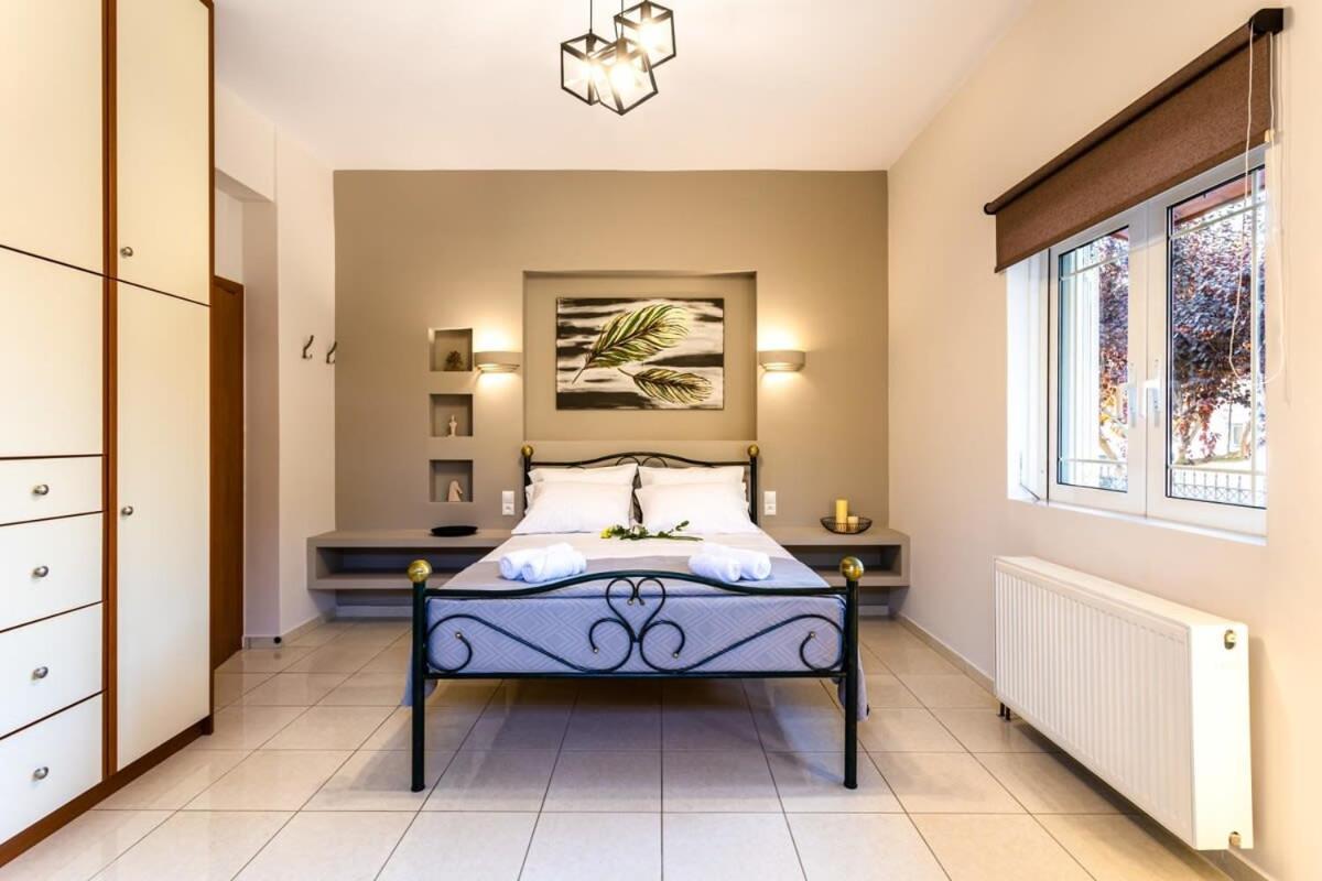 Filiatra Downtown Cozy Retreat - Homely Vibes Exterior foto