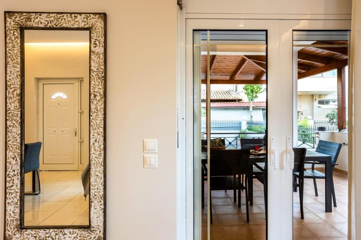 Filiatra Downtown Cozy Retreat - Homely Vibes Exterior foto